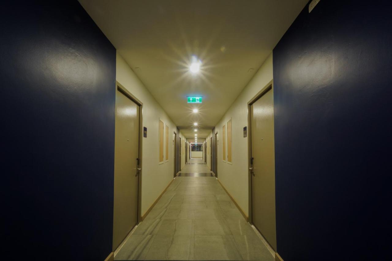 Seabed Grand Hotel Phuket - Sha Extra Plus Kültér fotó A corridor in a hotel