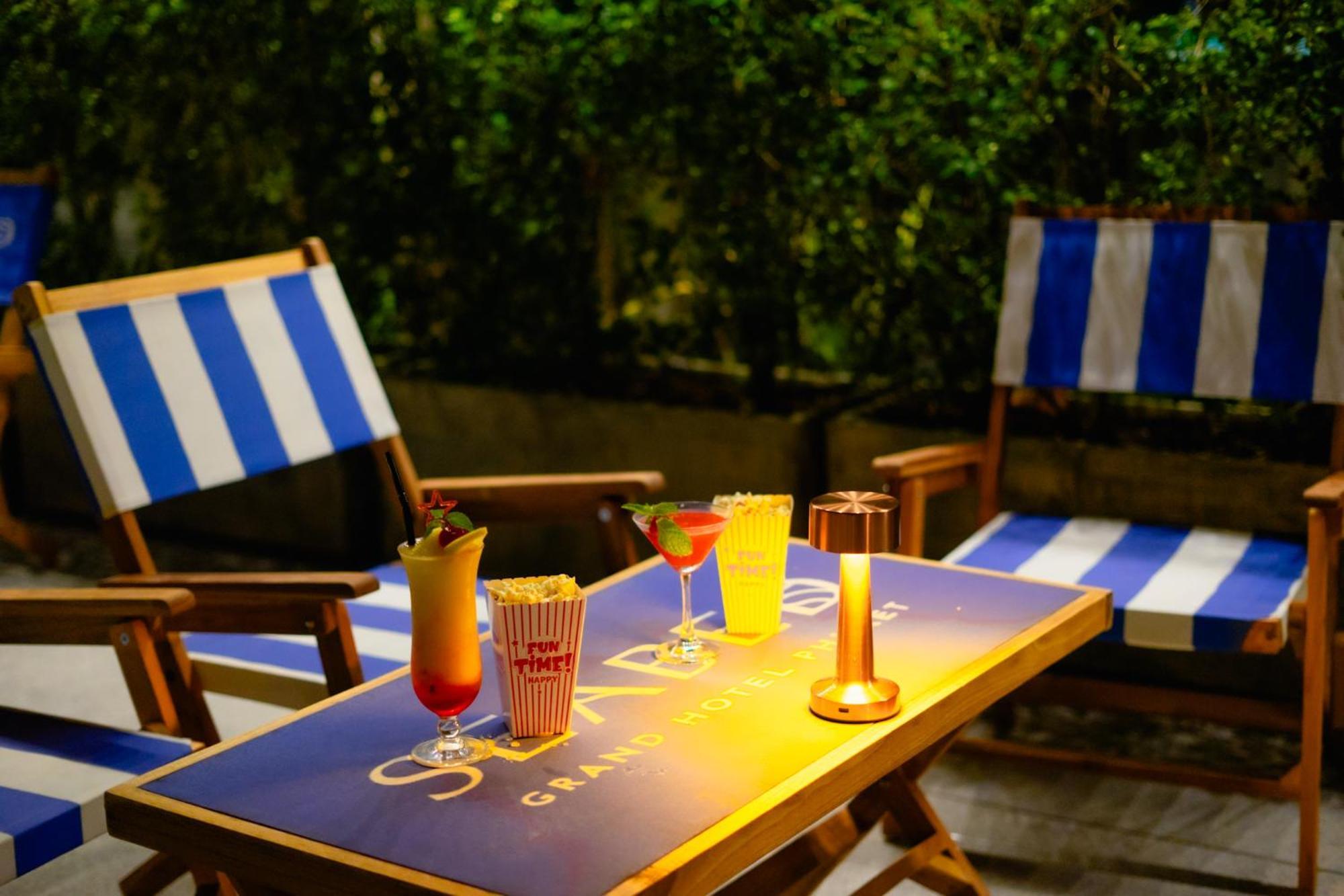 Seabed Grand Hotel Phuket - Sha Extra Plus Kültér fotó The 29 Bar