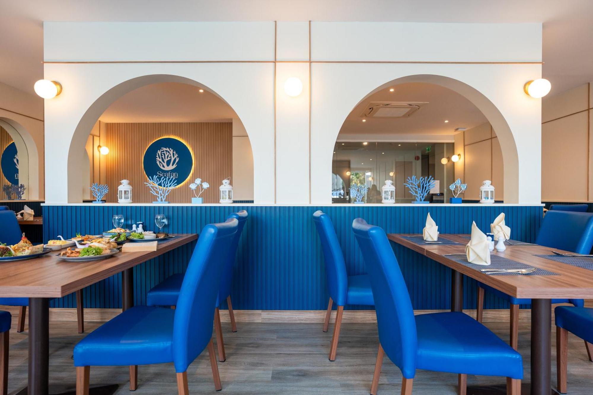 Seabed Grand Hotel Phuket - Sha Extra Plus Kültér fotó Restaurant